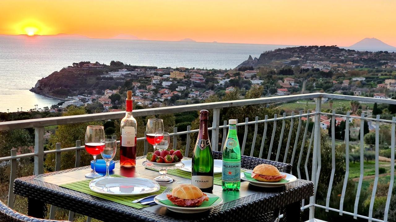 Naturamare Apartments - Piscina Idromassaggio Con Vista Mare Aperta Fino Alle Ore 22-00 카포바티카노 외부 사진