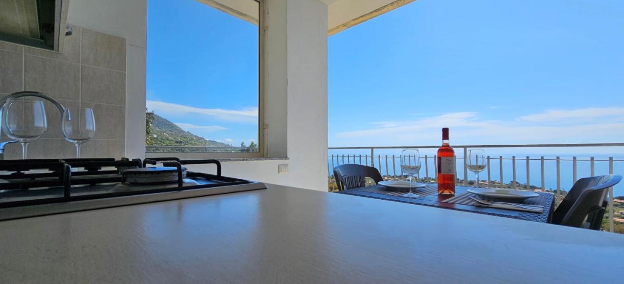 Naturamare Apartments - Piscina Idromassaggio Con Vista Mare Aperta Fino Alle Ore 22-00 카포바티카노 외부 사진