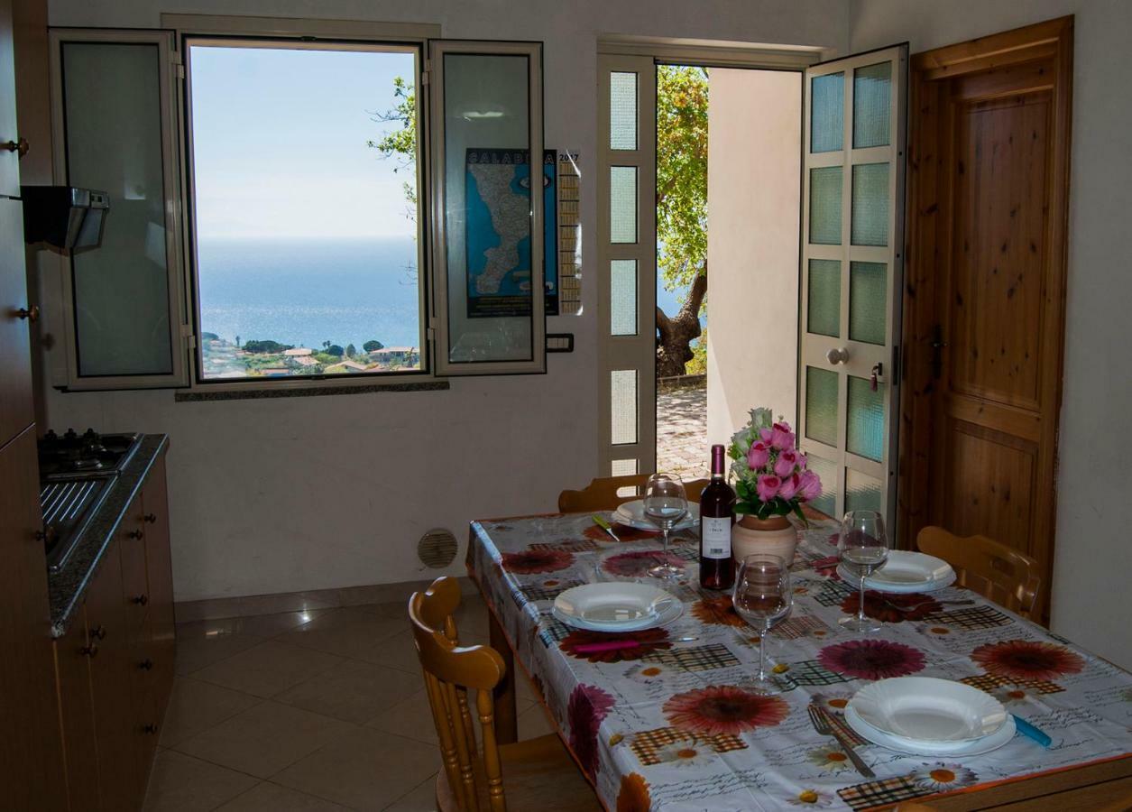 Naturamare Apartments - Piscina Idromassaggio Con Vista Mare Aperta Fino Alle Ore 22-00 카포바티카노 외부 사진