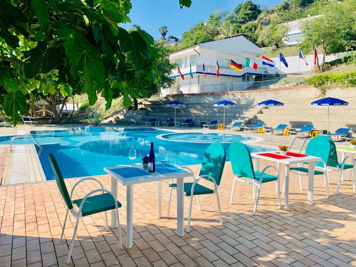 Naturamare Apartments - Piscina Idromassaggio Con Vista Mare Aperta Fino Alle Ore 22-00 카포바티카노 외부 사진